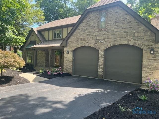 4450 Weldwood Ln, Sylvania, OH 43560 - photo 2