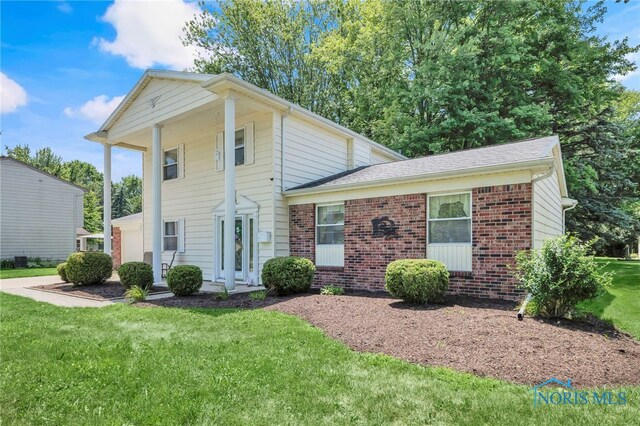 1938 Woodlore Dr, Toledo, OH 43614 - photo 3