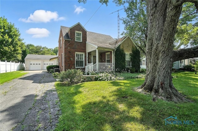 819 Walnut St, Perrysburg, OH 43551 - photo 1