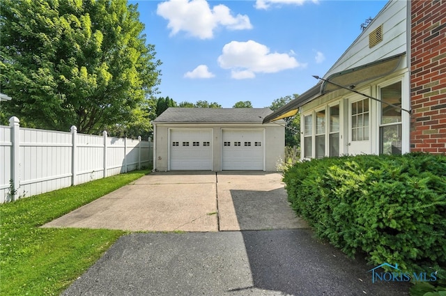 819 Walnut St, Perrysburg, OH 43551 - photo 34