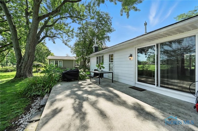 936 Country Club Dr, Fostoria, OH 44830 - photo 26