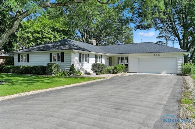 936 Country Club Dr, Fostoria, OH 44830 - photo 1