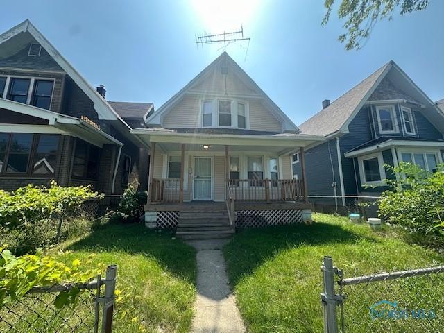 3214 Maplewood Ave, Toledo, OH 43610 - photo 1