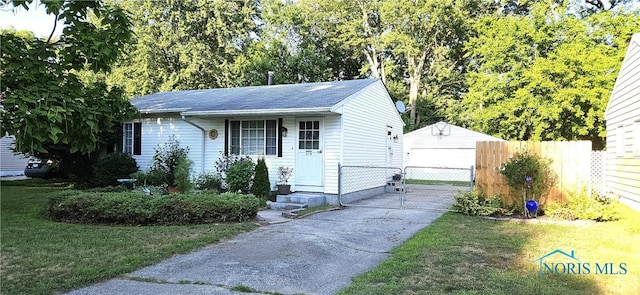 319 S Mccord Rd, Holland, OH 43528 - photo 2