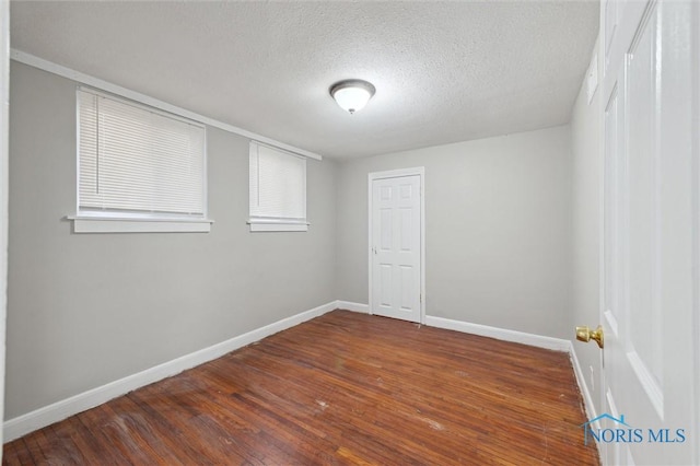 2146 Wyndhurst Rd, Toledo, OH 43607 - photo 7