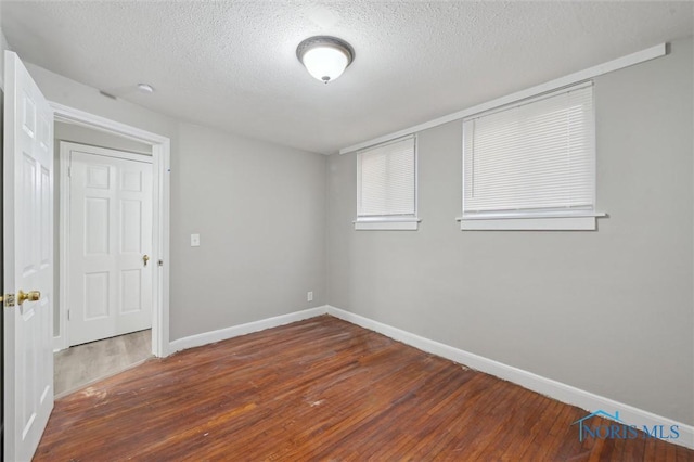 2146 Wyndhurst Rd, Toledo, OH 43607 - photo 8