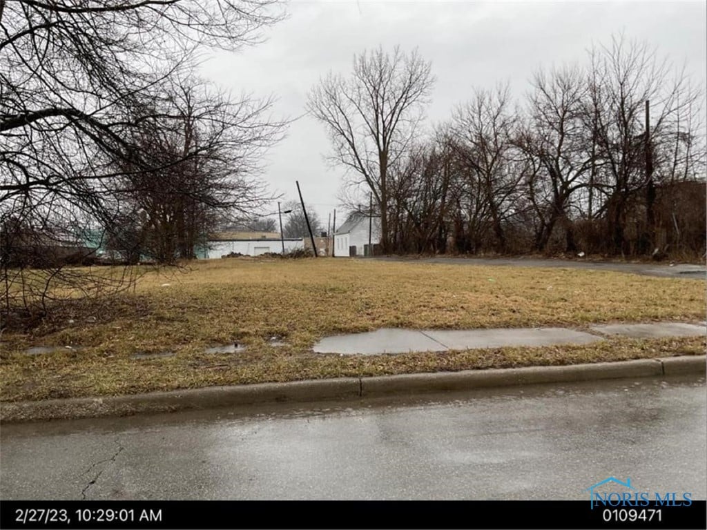 1522 Cone St, Toledo, OH 43606 - photo 1