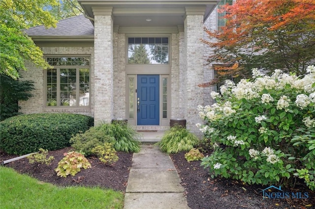 555 Troon Rd, Holland, OH 43528 - photo 2