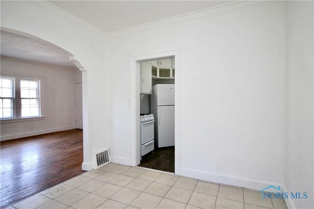 2547 Greenway St, Toledo, OH 43607 - photo 26