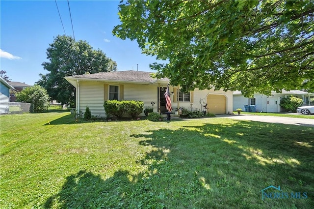 717 Thompson St, Fremont, OH 43420 - photo 2