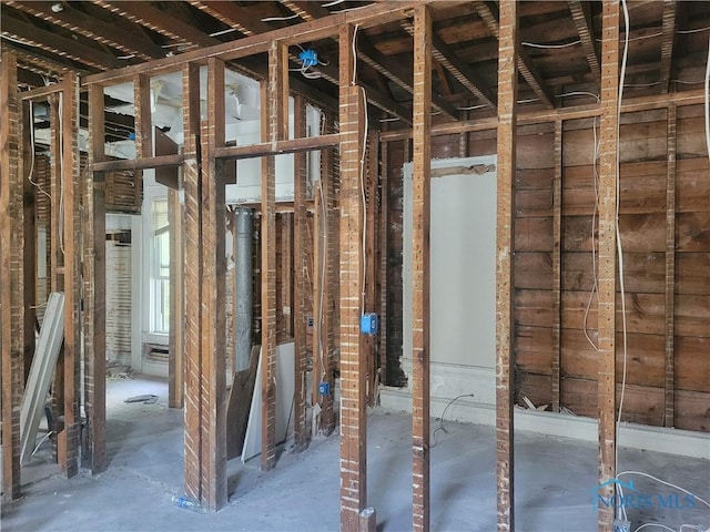 1335 Colburn St, Toledo, OH 43609 - photo 4