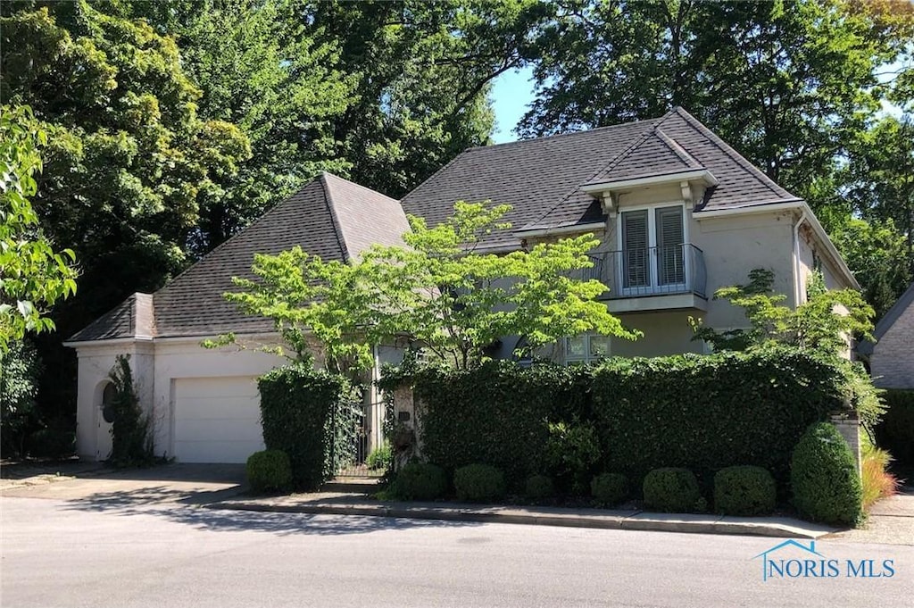25 Exmoor, Ottawa Hills, OH 43615 - photo 2