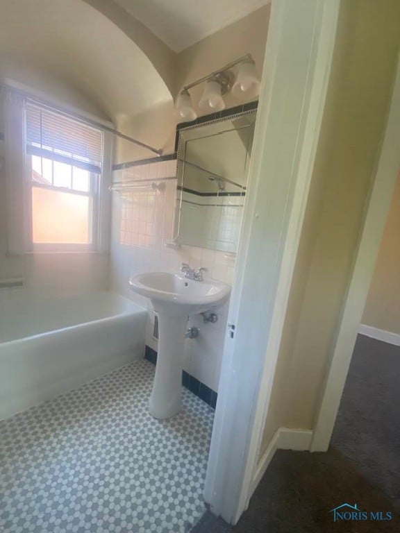 1574 Colton St, Toledo, OH 43609 - photo 10
