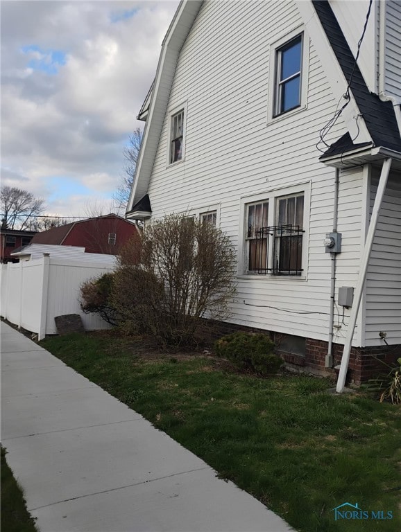 501 E Oakland St, Toledo, OH 43608 - photo 2