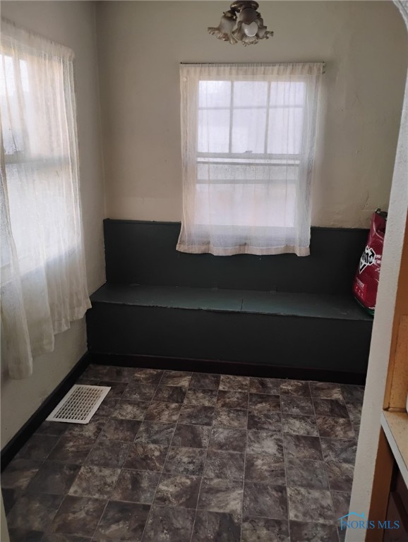501 E Oakland St, Toledo, OH 43608 - photo 7