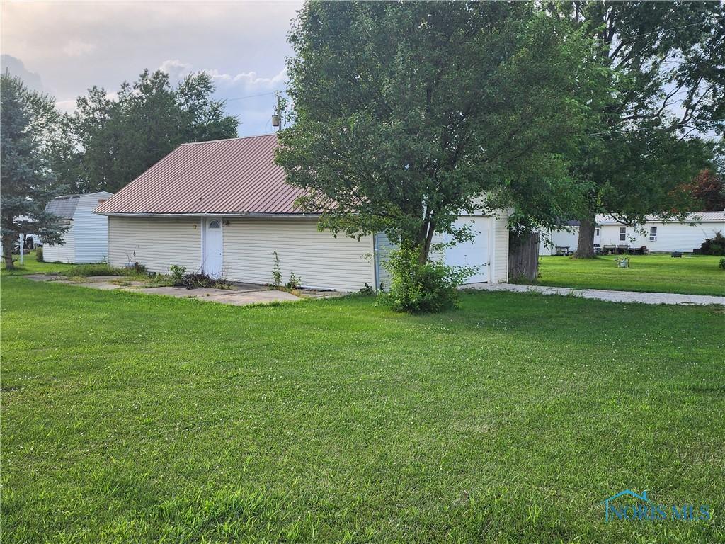 260 Depot St, Mcclure, OH 43534 - photo 2