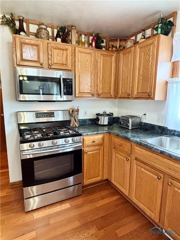 960 Cardinal Bay Dr, Oregon, OH 43616 - photo 15