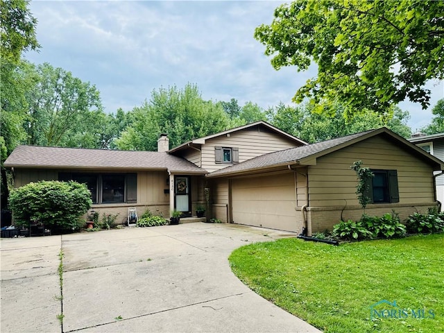 6130 Holly Valley Dr, Toledo, OH 43612 - photo 1