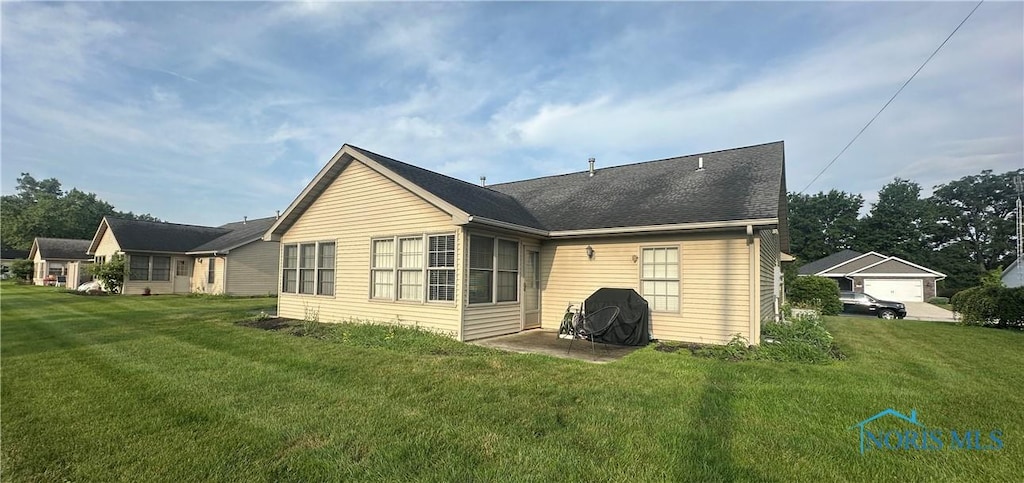 221 Chelsea Dr, Defiance, OH 43512 - photo 4