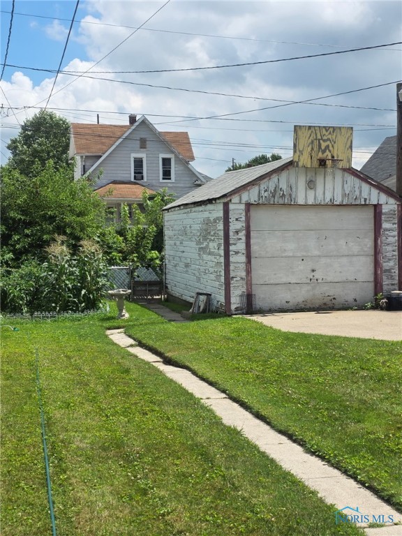 227 White St, Toledo, OH 43605 - photo 4