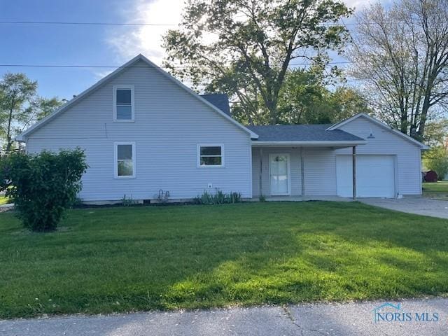 320 E Baldwin Ave, Paulding, OH 45879 - photo 2