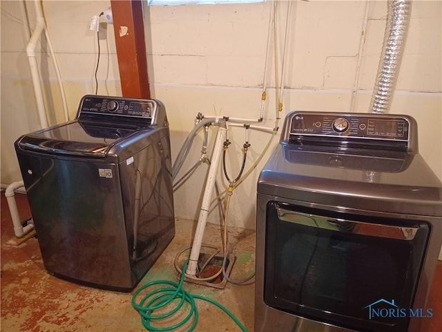 806 Pierce St, Maumee, OH 43537 - photo 16