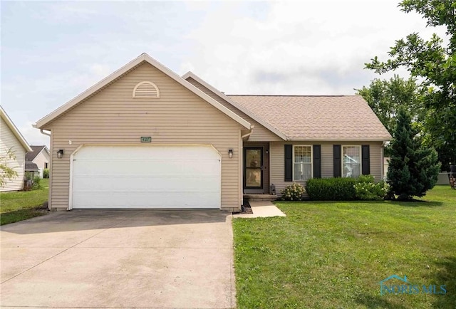 427 Utah Ave, Findlay, OH 45840 - photo 1