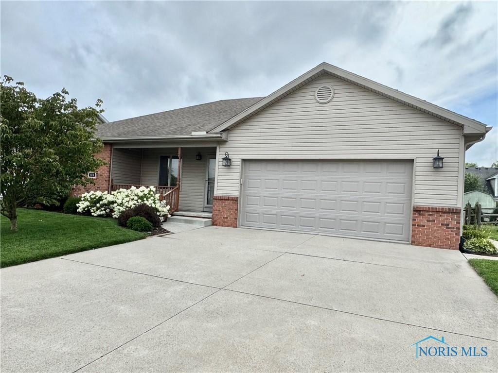 106 Redbud Dr, Swanton, OH 43558 - photo 3