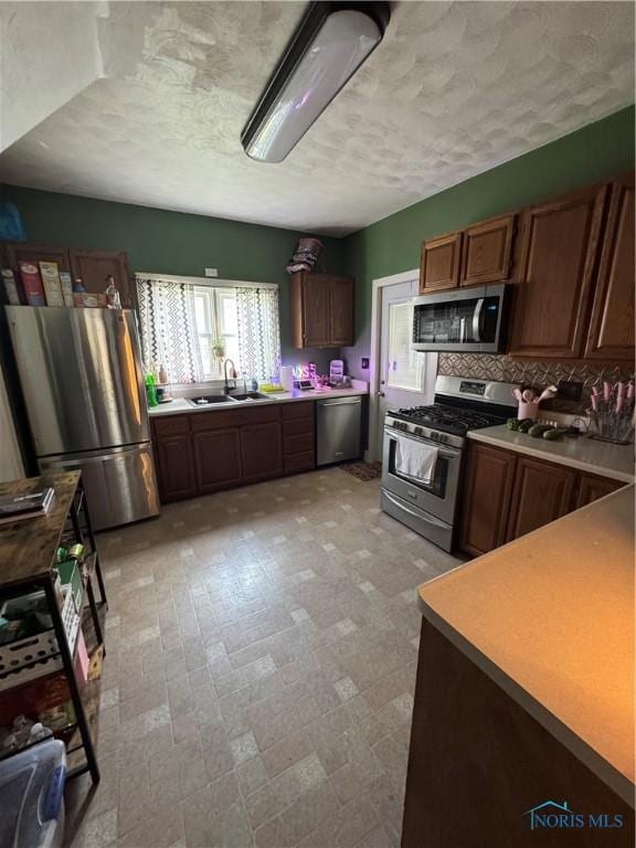 434 N Walnut St, Bryan, OH 43506 - photo 9