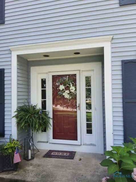 6667 Echo Vly, Maumee, OH 43537 - photo 2