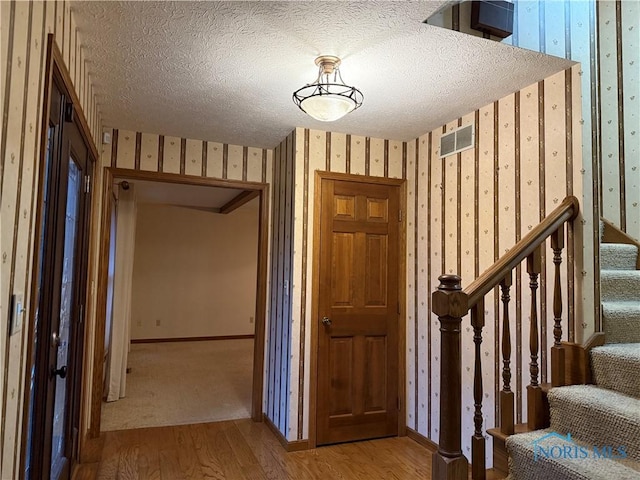 10 Meadowbrook Dr, Fremont, OH 43420 - photo 2