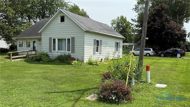 255 W Summit St, Mcclure, OH 43534 - photo 3
