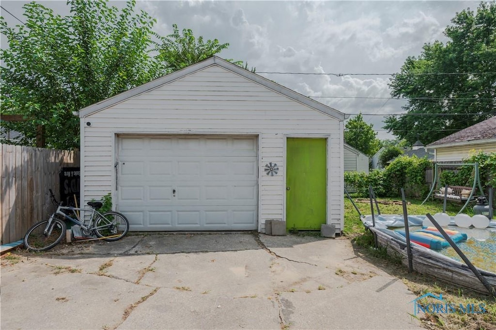 23 W Capistrano Ave, Toledo, OH 43612 - photo 2