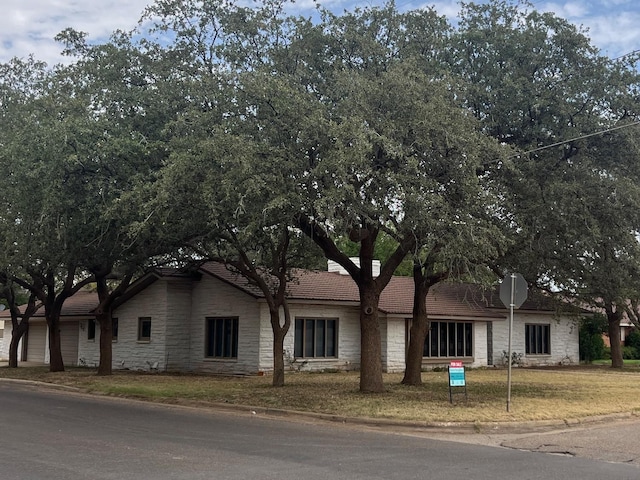 view of single story home