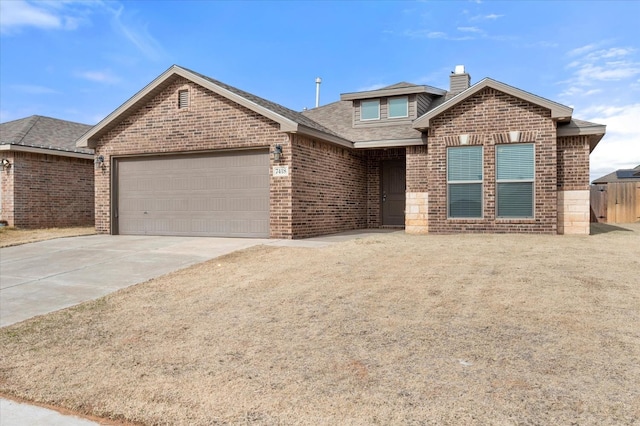 view of front facade with a garage