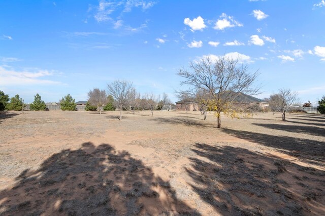 view of yard featuring a rural view