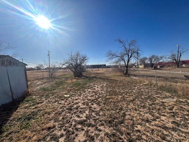 view of yard featuring a rural view