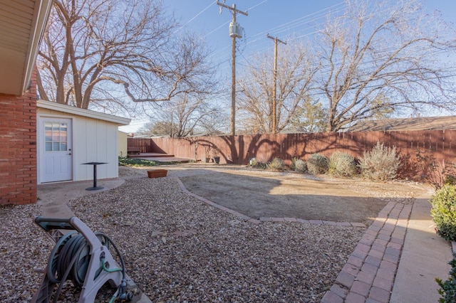 view of yard featuring a patio