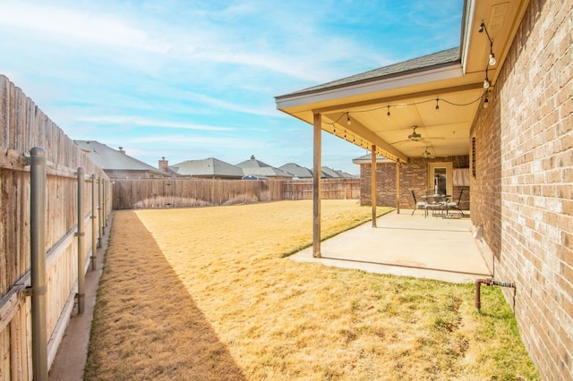 view of yard with a patio