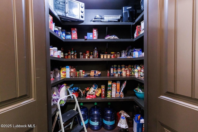 10018 Ave X, Lubbock, TX 79423 - view of pantry