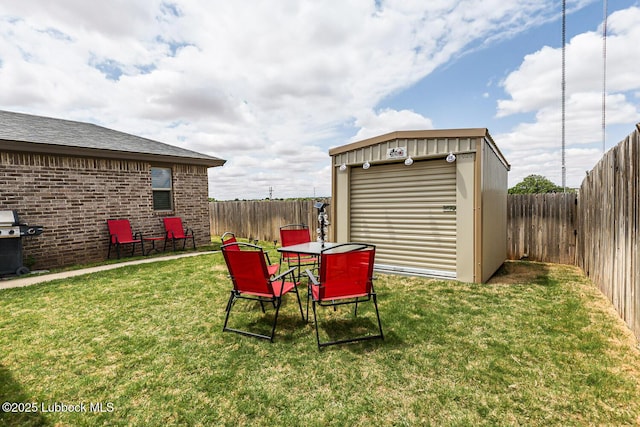 10018 Ave X, Lubbock, TX 79423 - view of yard featuring an outbuilding