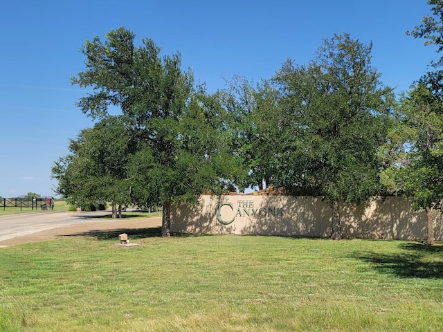 920 Canyon Pkwy, Canyon, TX 79015 - photo 1
