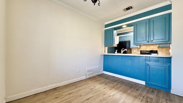 305 E 19th St, Wolfforth, TX 79382 - photo 8