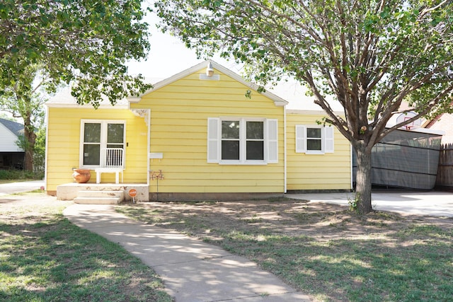 2007 25th St, Lubbock, TX 79411 - bungalow with fence
