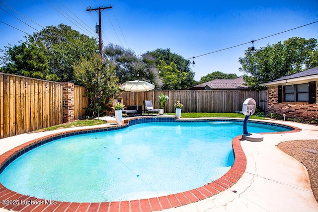 2912 76th St, Lubbock, TX 79423 - view of swimming pool with a fenced backyard