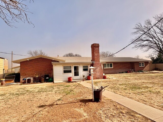 819 N Amherst Hwy, Earth, TX 79031 - view of back of house