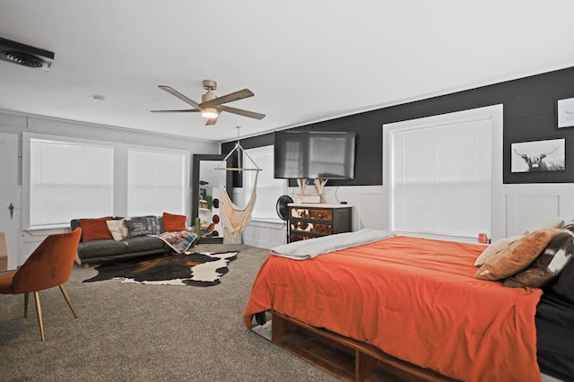 bedroom with carpet flooring and ceiling fan