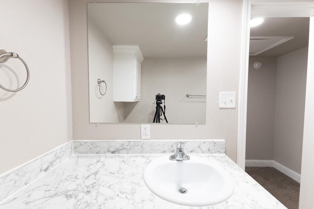 bathroom with vanity