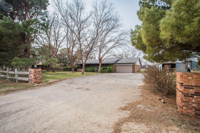 view of front facade with a garage