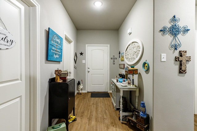 2541 137th St, Lubbock, TX 79423 - entryway featuring light hardwood / wood-style flooring